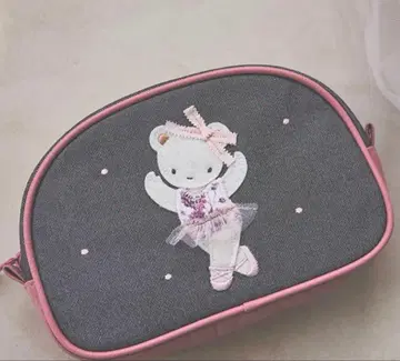 Stina 파미리아 콜라보 파우치 미개봉 새상품