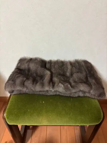 그레이 퍼 넥워머