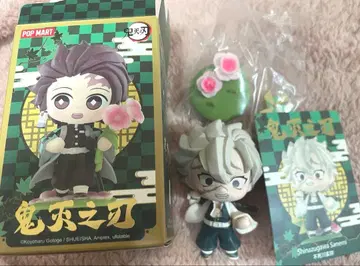POP MART 귀멸의 칼날 생일꽃 시리즈 시나즈가와 사네미