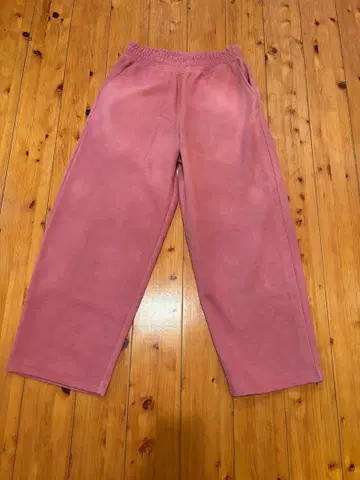 유니클로C 리메이크 핑크 스웨트 팬츠