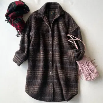 마이카앤딜 정가 29만원 복슬복슬 샤기 체크 롱 셔츠 코트