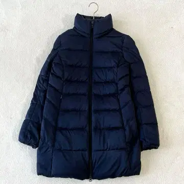 유니클로 울트라 라이트 다운 자켓 네이비 컬러 사이즈 M