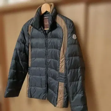 2만 가격 인하 MONCLER 다운 자켓 블랙/브라운