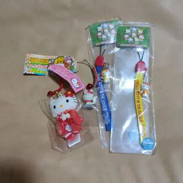 헬로키티 키링 스트랩 세트