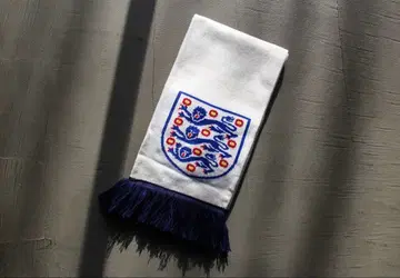 잉글랜드 대표 축구 머플러 현지 구매품 유로