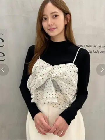 리본 모티브 세트 풀오버 DOT 셀포드