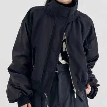 UNITED TOKYO 스탠드 카라 패딩 MA-1