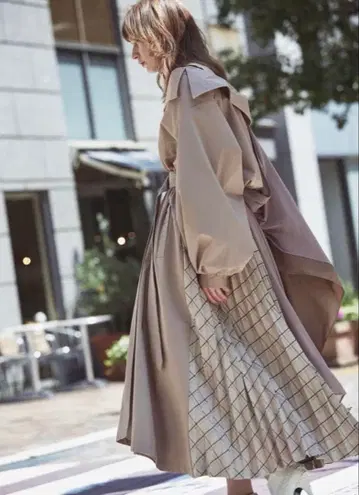 베이지 트렌치코트 롱 기장