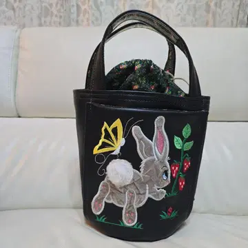 토끼와 나비 자수 토트백