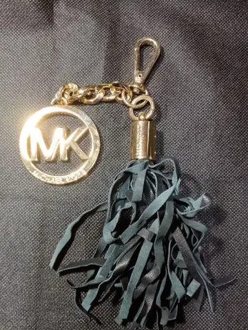 Michael Kors 태슬 키링