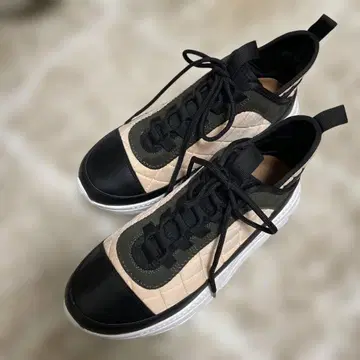 MBT 스니커즈 핑크 x 블랙