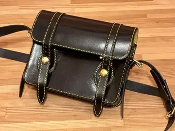 [ 하자품 ] 핸드메이드 박스백 천연 가죽 블랙