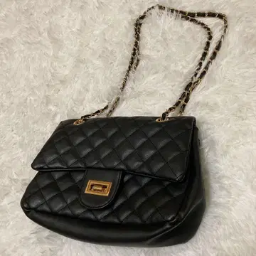 퀼팅 숄더백 체인 블랙