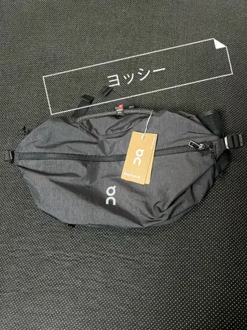 온 슬링 팩 9L 샌드 블랙 숄더백