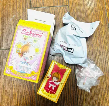 POPMART 카드캡터 사쿠라 클리어 카드편