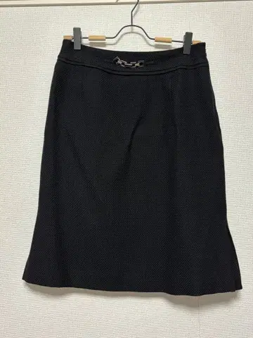 쿠레쥬 블랙 플레어 스커트