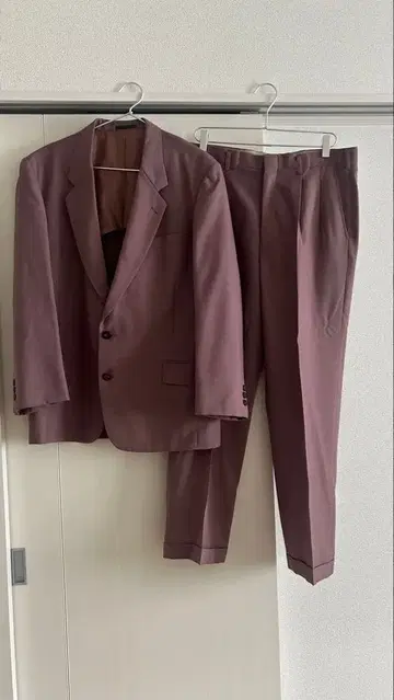 핑크 퍼플 캐주얼 수트 셋업 자켓과 팬츠 세트
