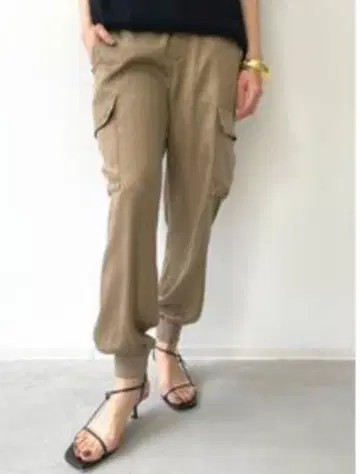 라빠르망 피브릴 새틴 카고 팬츠 베이지 34