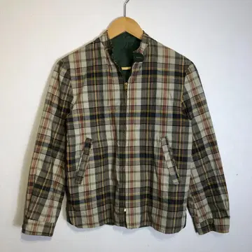 체크 무늬 집업 점퍼