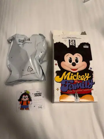 미키 패밀리 구피 팝마트