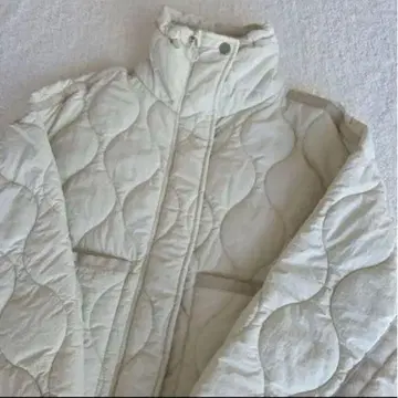 S 사이즈 ZARA 퀼팅 자켓 아이보리
