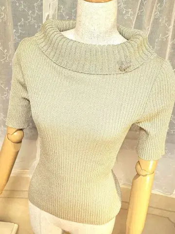 엠즈 그레이시 상의 38 사운드 베이지 라메