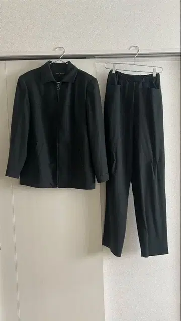 모스그린 캐주얼 수트 세트