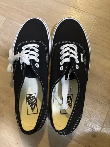VANS 오센틱 블랙