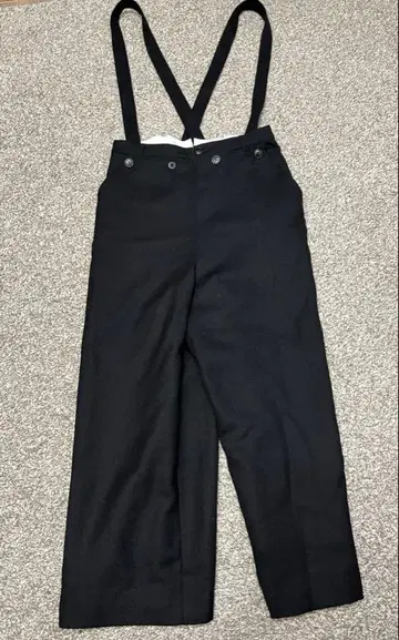 샹브르두샤름 팬츠 블랙