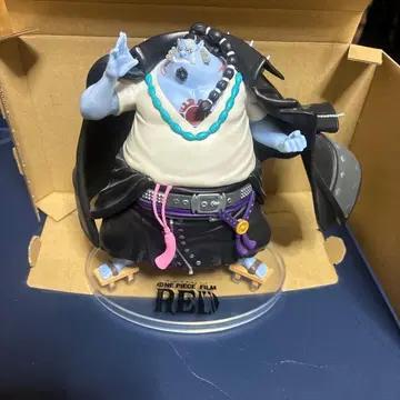 원피스 필름 레드 징베