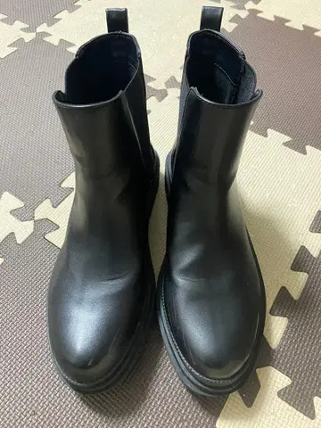 블랙 사이드 고어 부츠 통굽