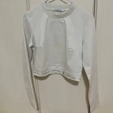Calvin Klein Jeans 화이트 크롭 상의