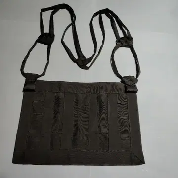 진언종(법의) 순수 실크 가사 다크 브라운 색상