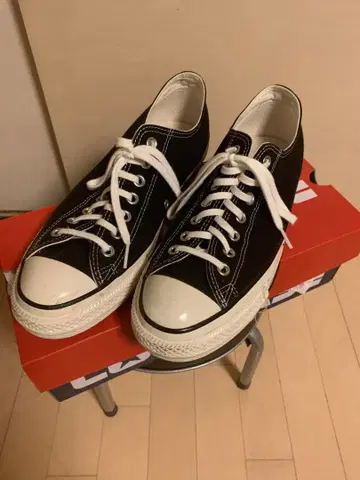 CONVERSE ALL STAR 블랙 스니커즈