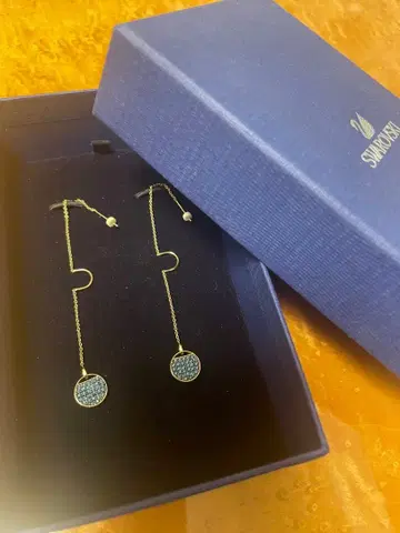 스와로브스키 귀걸이