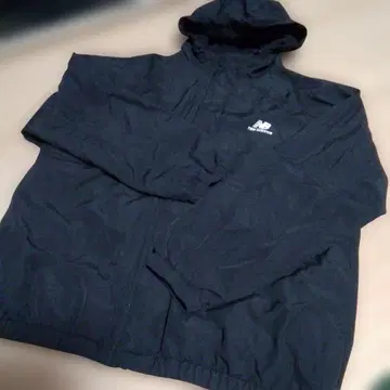 new balance 후드 부착 자켓 L 사이즈 블랙