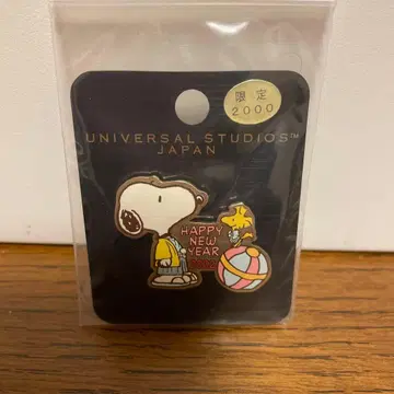 스누피 신년 핀 배지 2002년