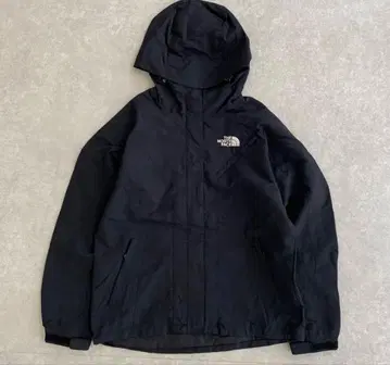 The North Face 블랙 마운틴 파카