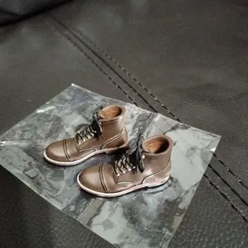 REDWIGS 미니어처 컬렉션 부츠 신발 피규어 레드윙