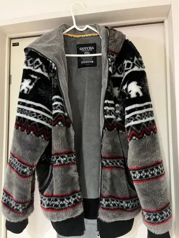 GOTCHA 갓차 보아 코트