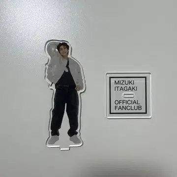 이타가키 미즈키 아크릴 스탠드