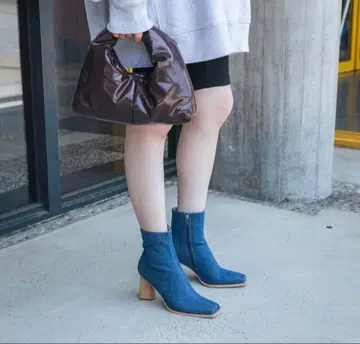 [새상품] EVOL 이볼 우드힐 스퀘어 8cm 힐 숏부츠 (데님)