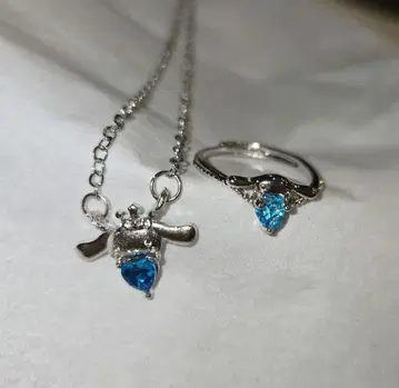 시나모롤 목걸이와 반지 세트