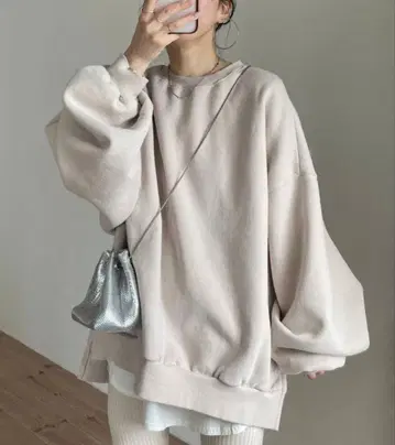 wee9s 오스미츠키 슈퍼 오버 맨투맨