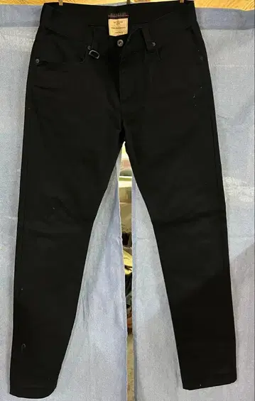 MORGAN HOMME 10주년 기념 블랙 청바지