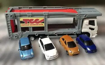 토미카 커리어카 + 각 승용차 세트
