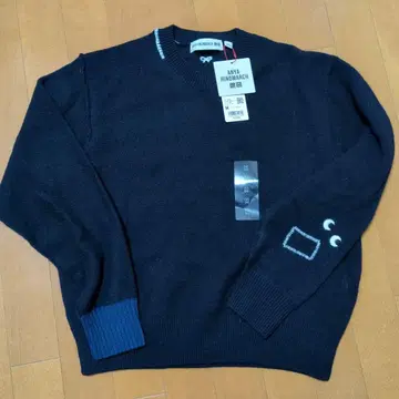 UNIQLO x ANYA HINDMARCH 네이비 니트 스웨터 M