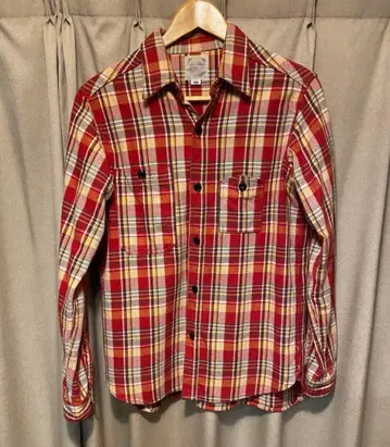 플란넬 체크 무늬 긴팔 셔츠