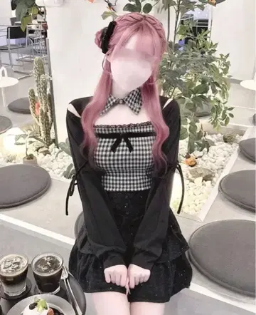 HONEY MEW 리본 슬릿 체크 앙상블 상의 블랙