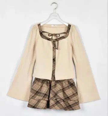 evelyn 체크 컷 셋업